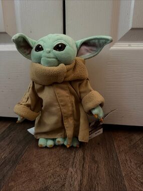 Star Wars Plush Doll in Green and Tan